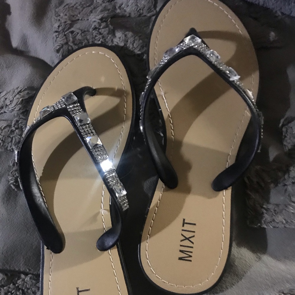 Sandles